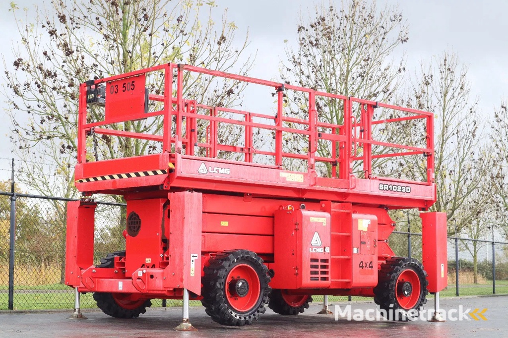 LGMG SR1023D | 12 METER | 1.100 KG