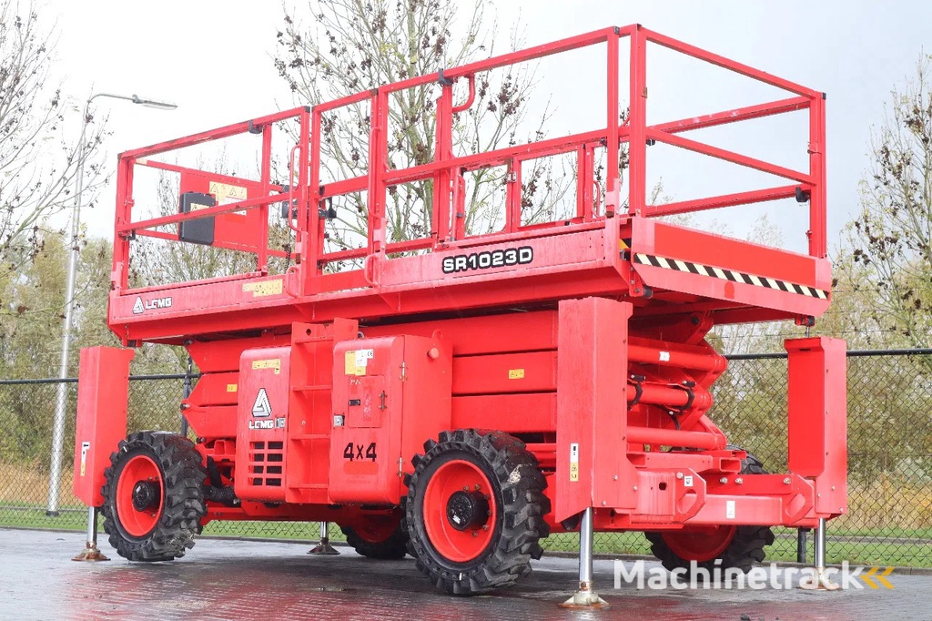 LGMG SR1023D | 12 METER | 1.100 KG