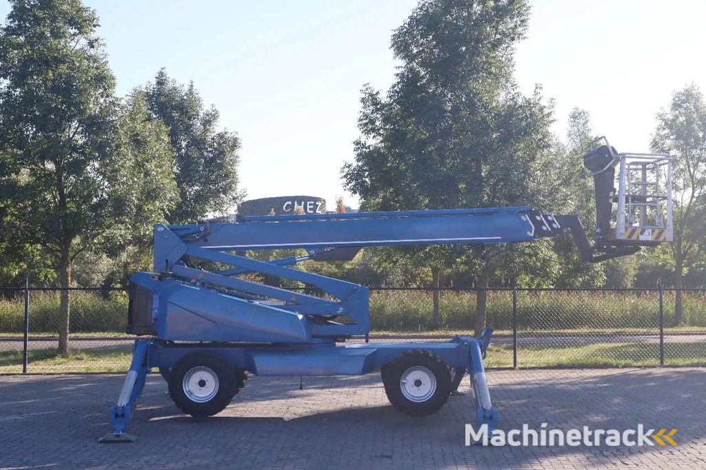 DINO 240 RXT | 24 METER | 215 KG