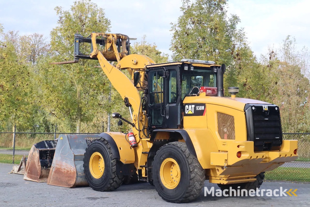 Caterpillar 938 M | 2X BUCKET | JIB | FORKS | BSS | GOOD CONDITION