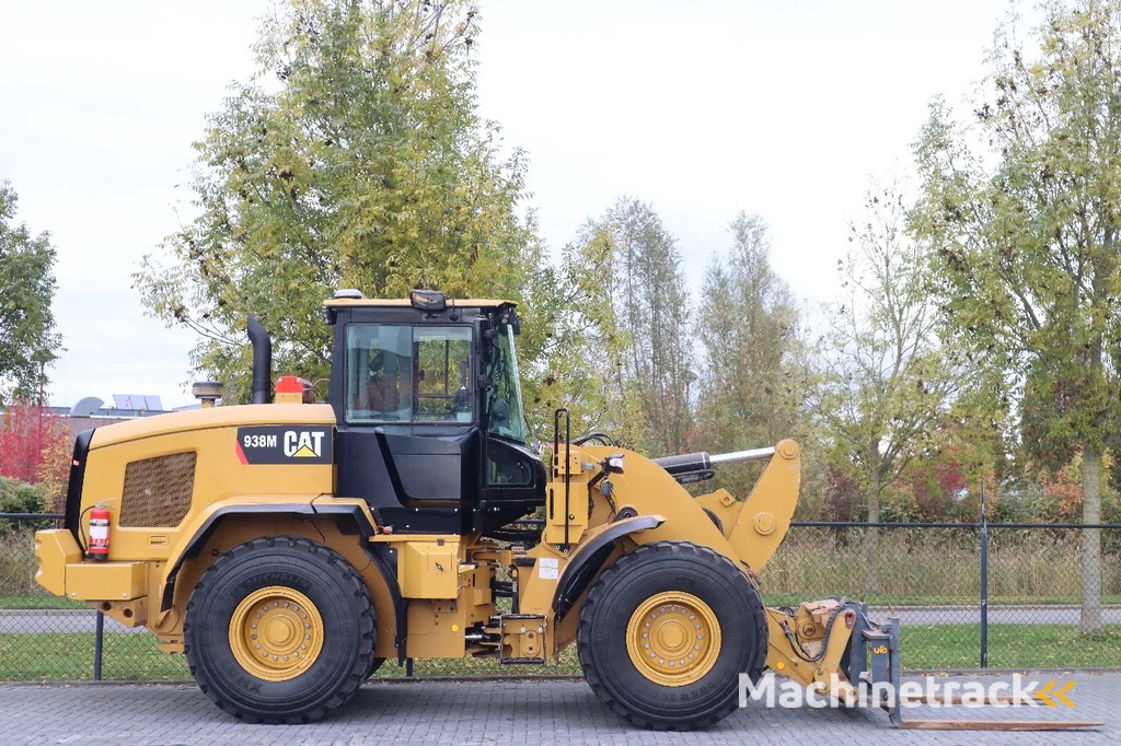 Caterpillar 938 M | 2X BUCKET | JIB | FORKS | BSS | GOOD CONDITION