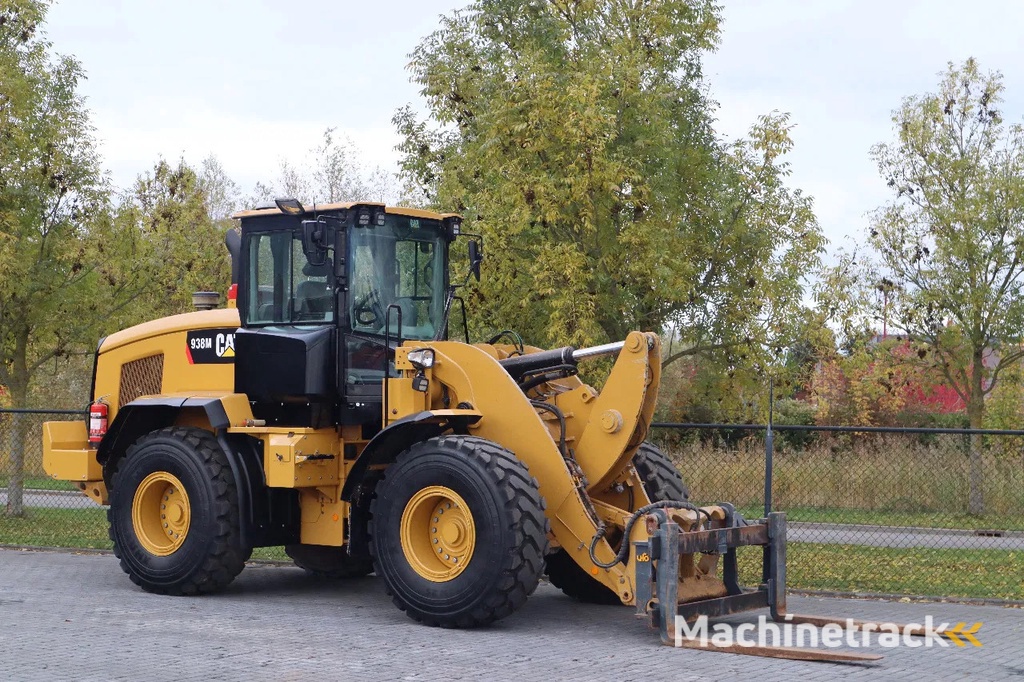 Caterpillar 938 M | 2X BUCKET | JIB | FORKS | BSS | GOOD CONDITION