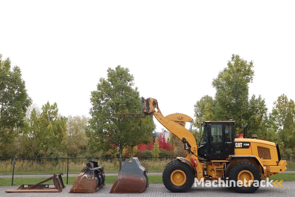 Caterpillar 938 M | 2X BUCKET | JIB | FORKS | BSS | GOOD CONDITION