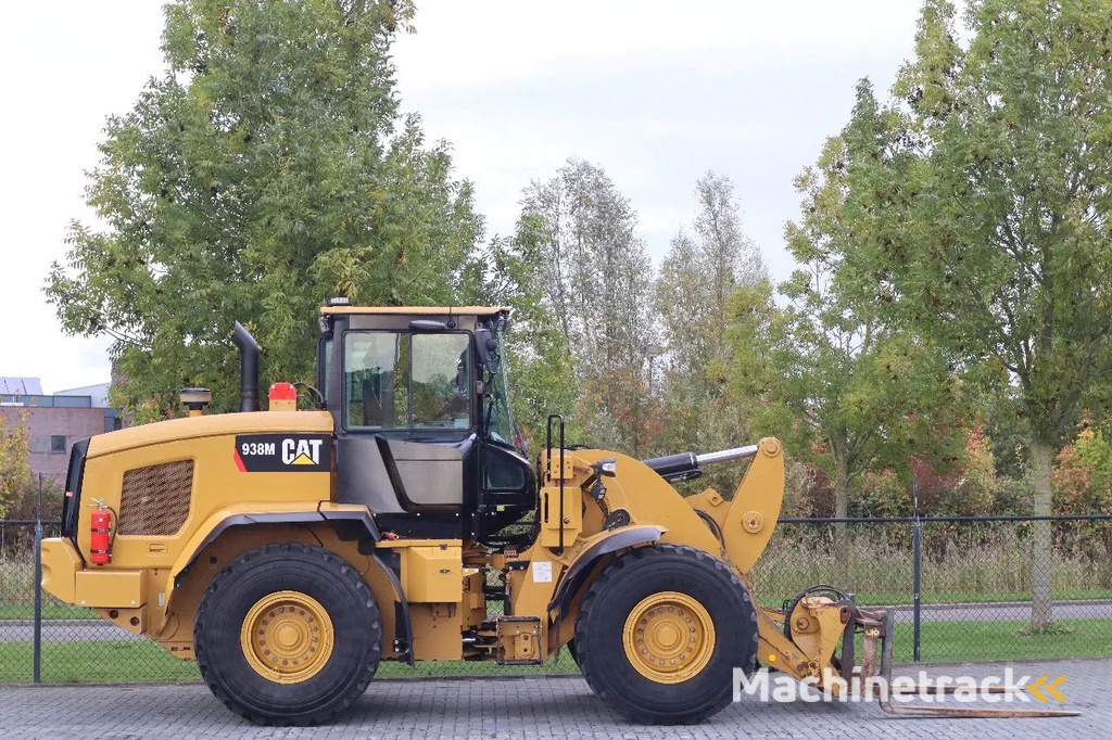 Caterpillar 938 M | 2X BUCKET | JIB | FORKS | BSS | GOOD CONDITION
