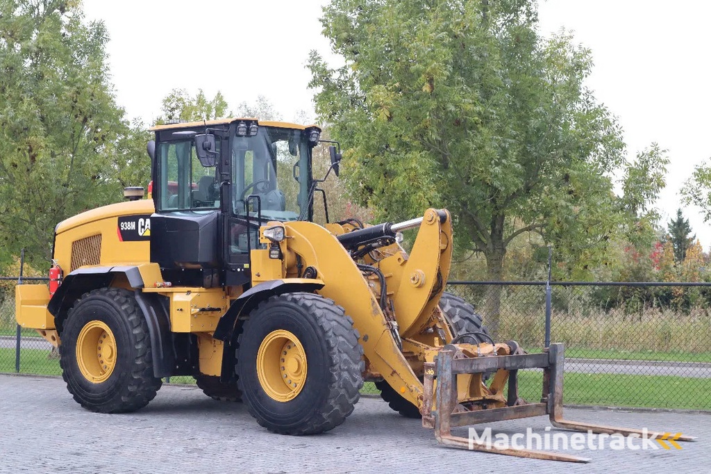 Caterpillar 938 M | 2X BUCKET | JIB | FORKS | BSS | GOOD CONDITION