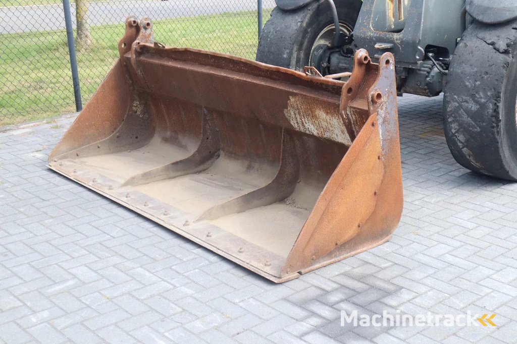 Kramer ALLRAD 4009 | 4 TON | 9 METER | FORKS | BUCKET