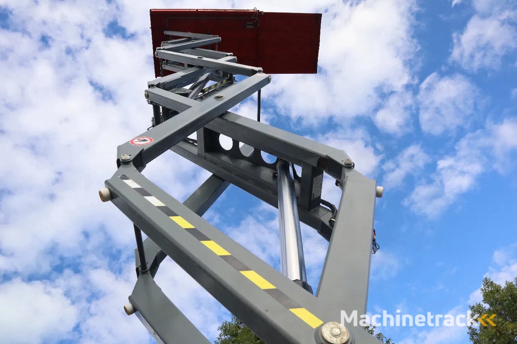 Skyjack SJ6832 RT | 12 METER | 454 KG