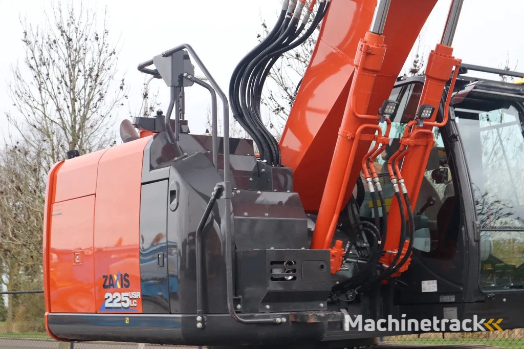 Hitachi ZX225 USRLC-6 | ROTOTILT | 3X BUCKET | TOPCON 3D MC GPS