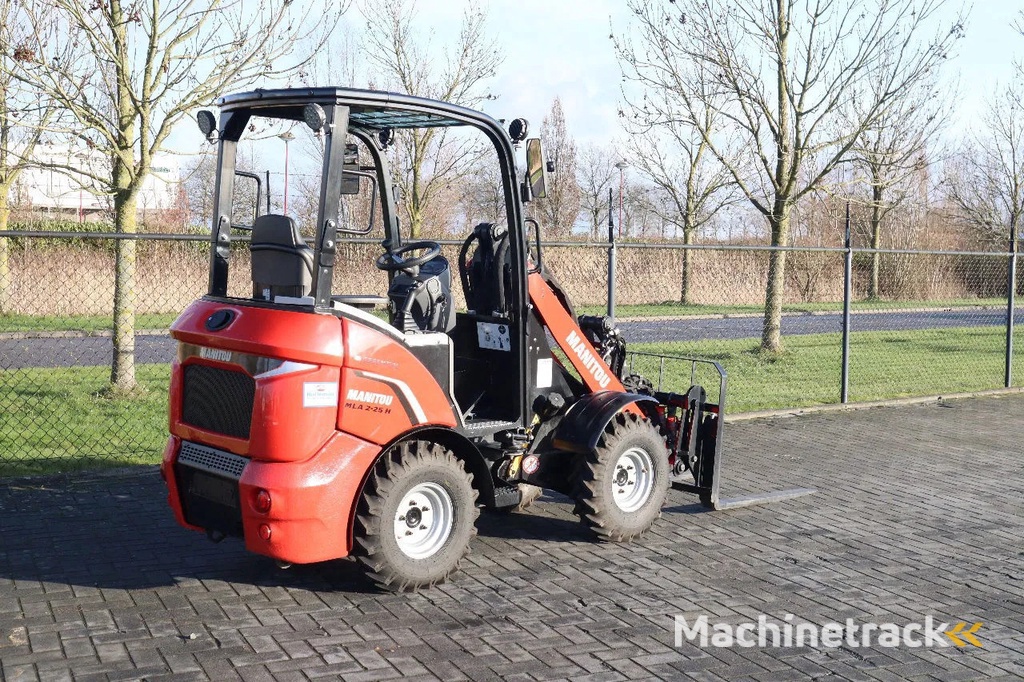 Manitou MLA 2-25 H | FORKS | QUICK COUPLER | NEW UNUSED