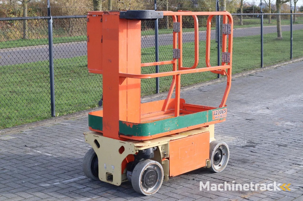 JLG 1230 ES | 5.6 METER | 230 KG