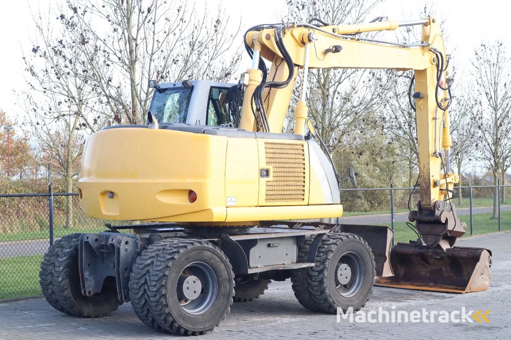 New Holland MH CITY | TILT BUCKET | QUICK COUPLER | DOZER BLADE
