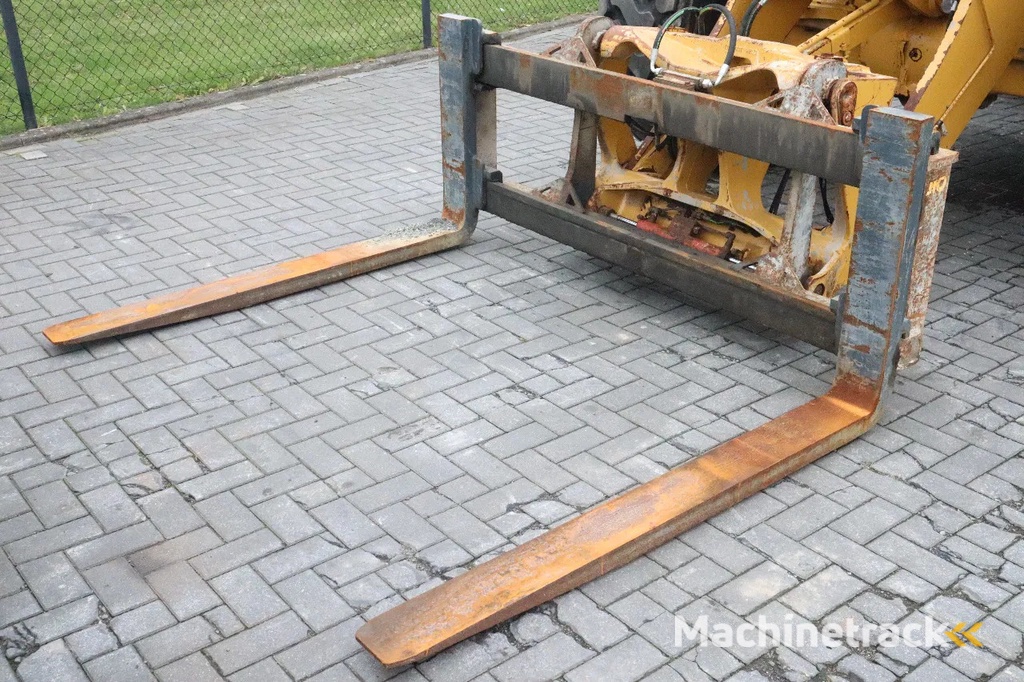 Caterpillar 938 M | 2X BUCKET | JIB | FORKS | BSS | GOOD CONDITION