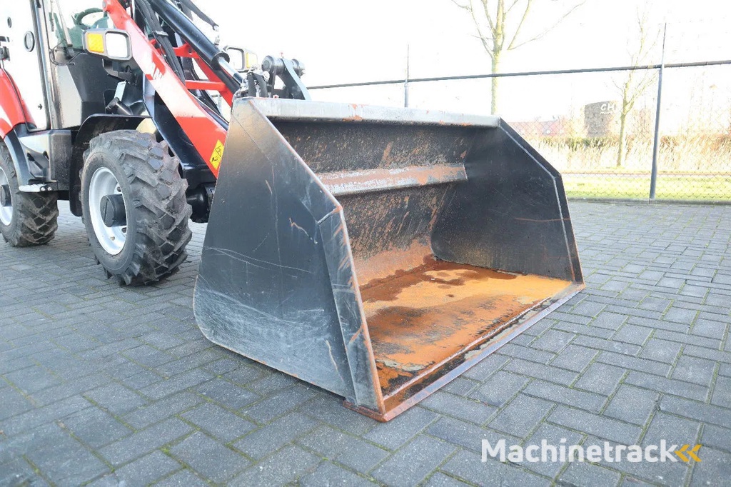 Manitou MLA 5-50 H | BUCKET | QUICK COUPLER | NEW UNUSED