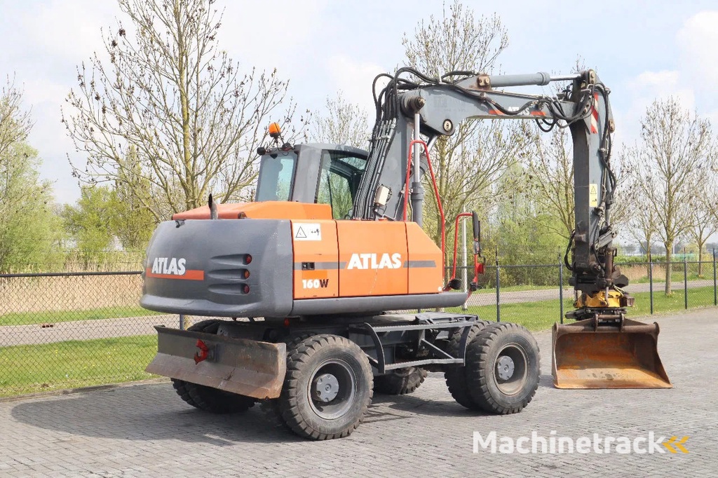 Atlas 160W | ROTOTILT | GRIPPER | BUCKET | DOZER BLADE