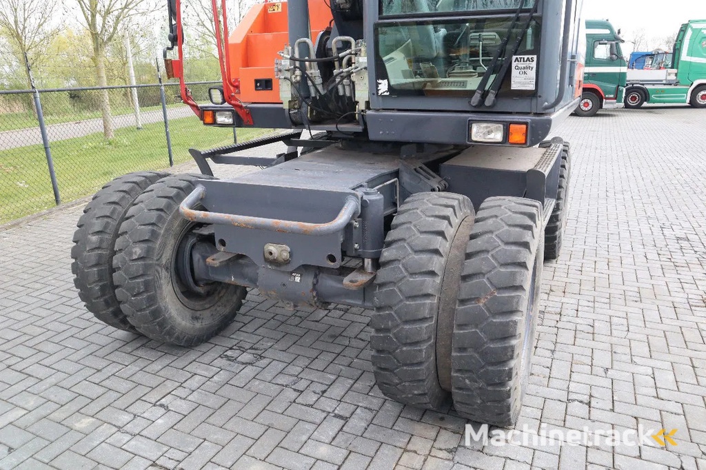 Atlas 160W | ROTOTILT | GRIPPER | BUCKET | DOZER BLADE