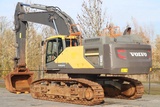 Minituur van Volvo EC480 EL | HAMMER LINES | BUCKET | QUICK COUPLER