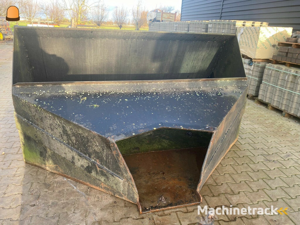 Stort bak 2000 ophanging (93357317)