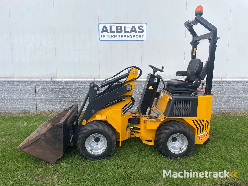 SHERPA 200 shovel kniklader