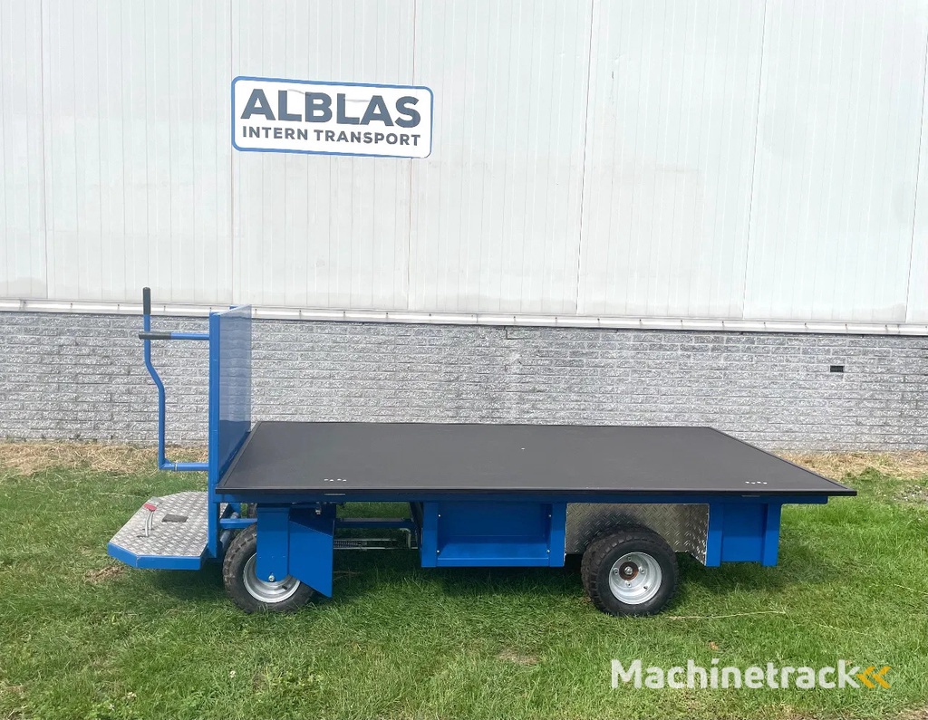 Diversen A4 electrische transportwagen nieuw!