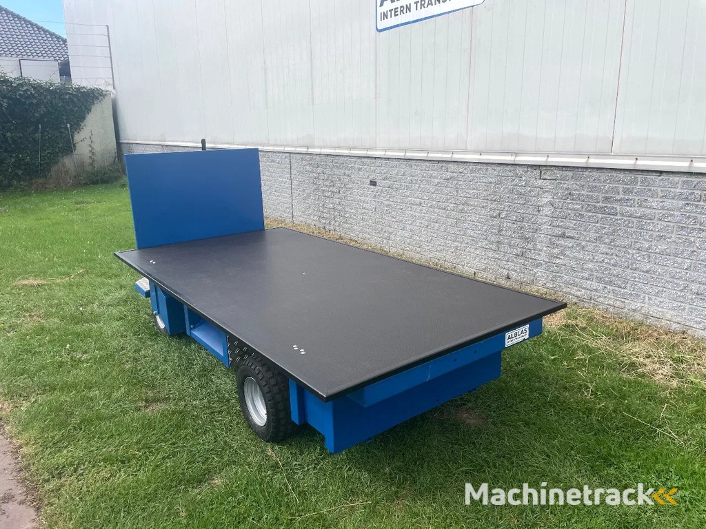 Diversen A4 electrische transportwagen nieuw!