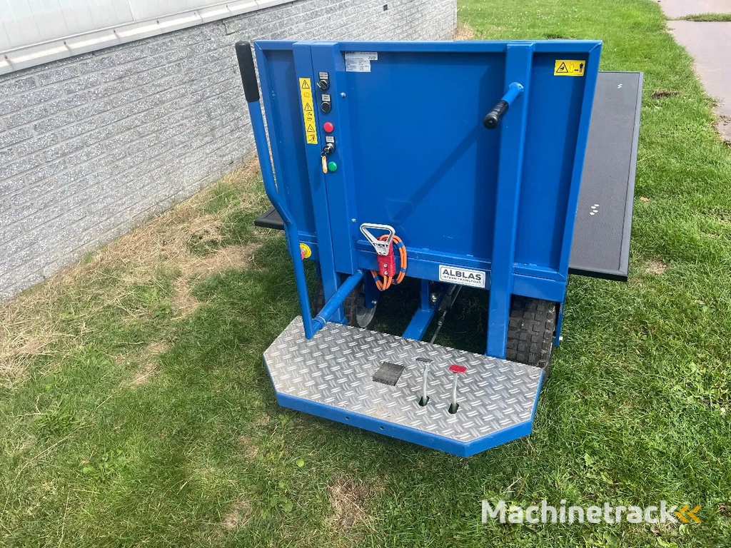 Diversen A4 electrische transportwagen nieuw!