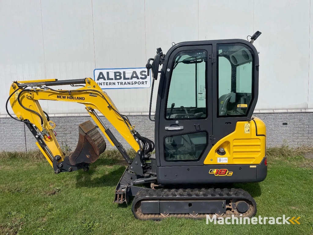 New Holland E18C graafmachine Yanmar met 670 uur nieuwstaat! met Sloopsorteer functie