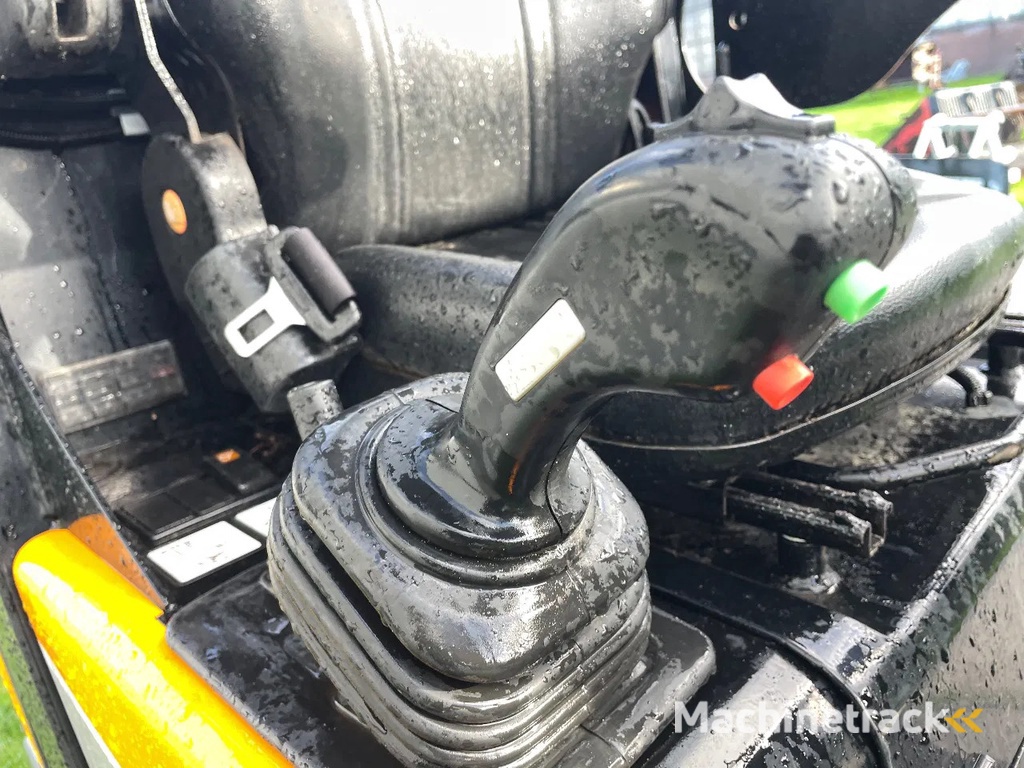 Giant G1500 Xtra shovel