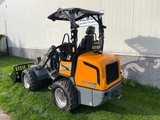 Minituur van Giant G2500HD Xtra shovel met kenteken