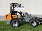 Minituur van Giant G2500HD Xtra shovel met kenteken