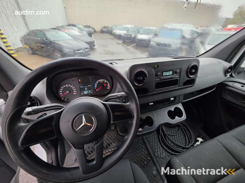 Mercedes-Benz eSprinter