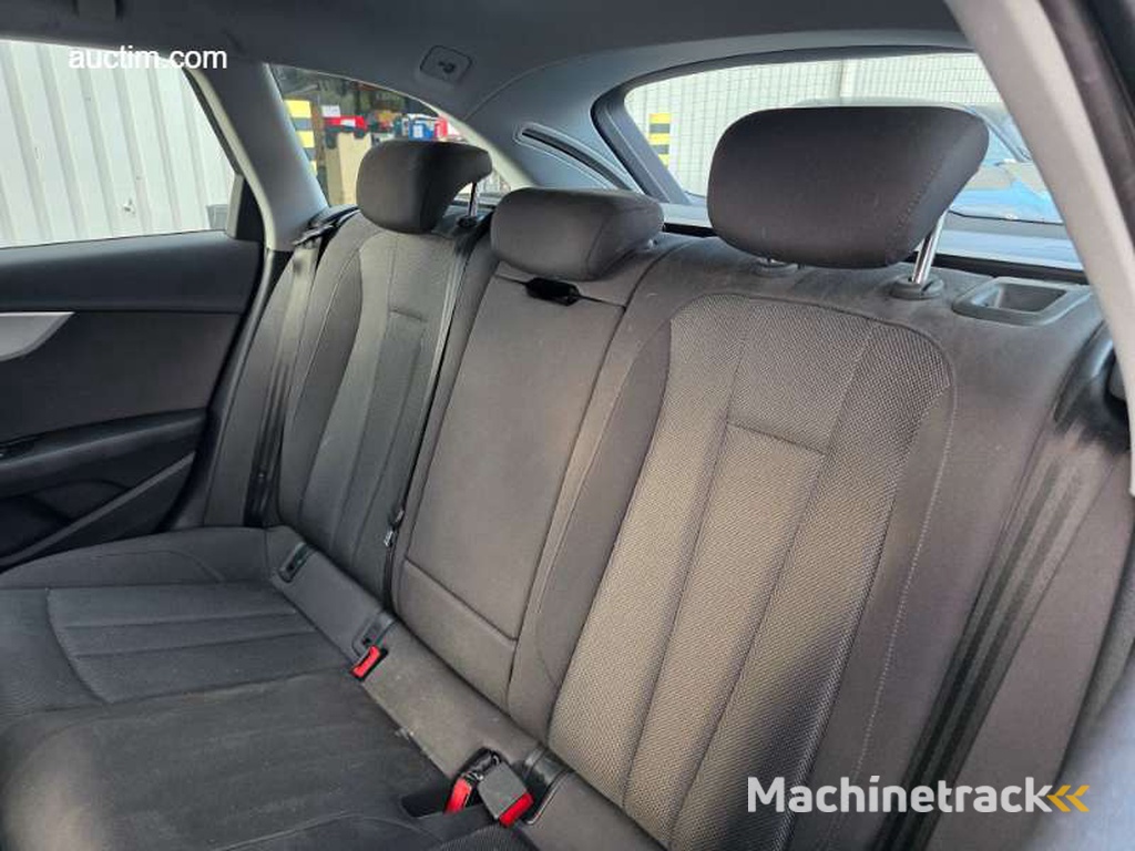 Audi A4 35 TFSI S-Tronic