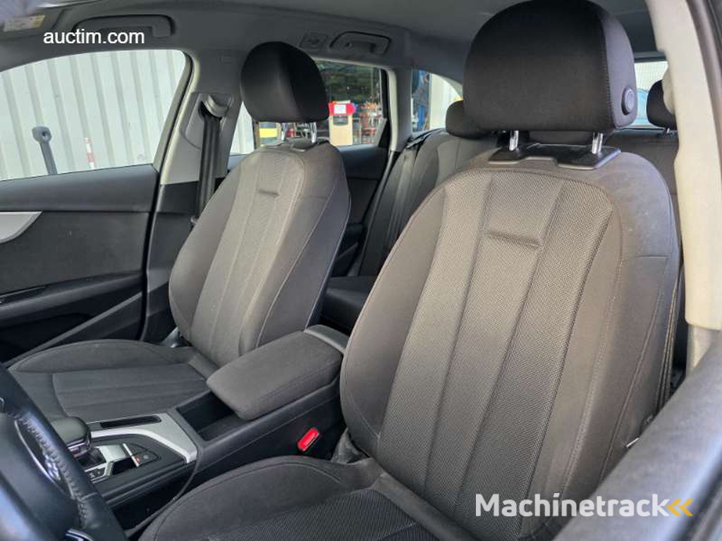 Audi A4 35 TFSI S-Tronic