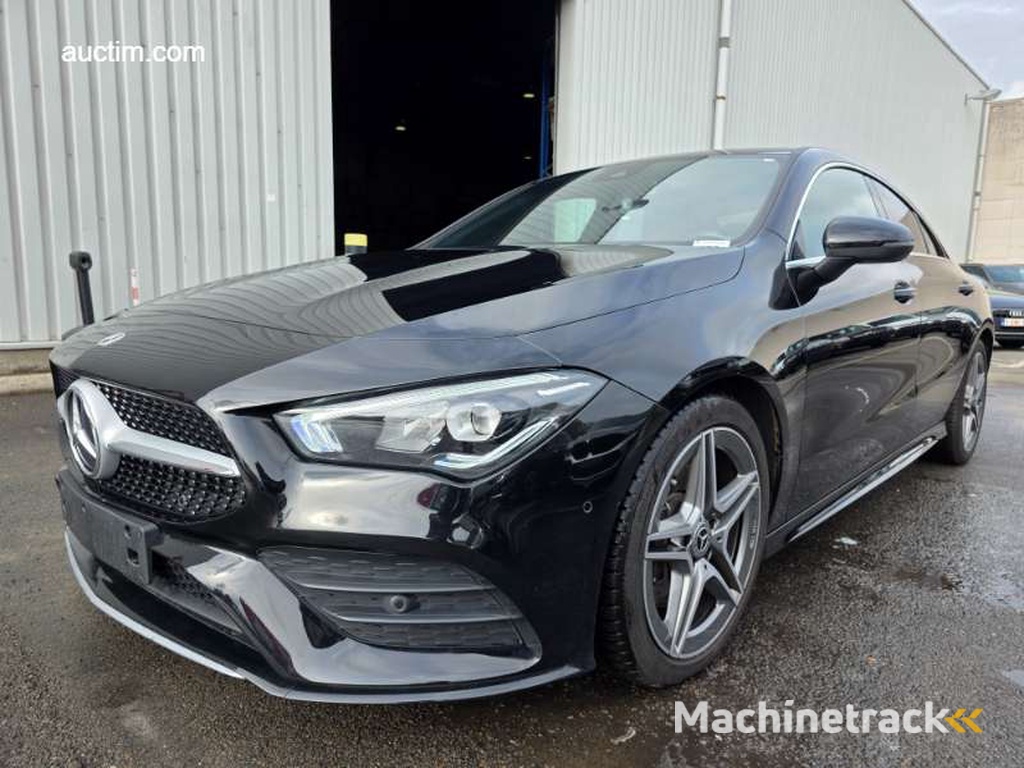 Mercedes-Benz CLA 200 AMG Pack
