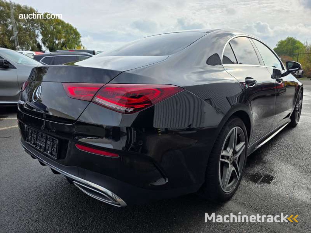 Mercedes-Benz CLA 200 AMG Pack
