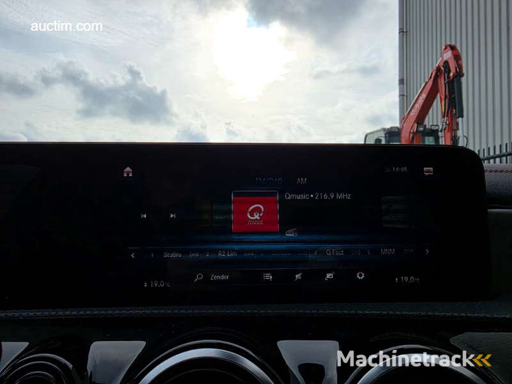 Mercedes-Benz CLA 200 AMG Pack