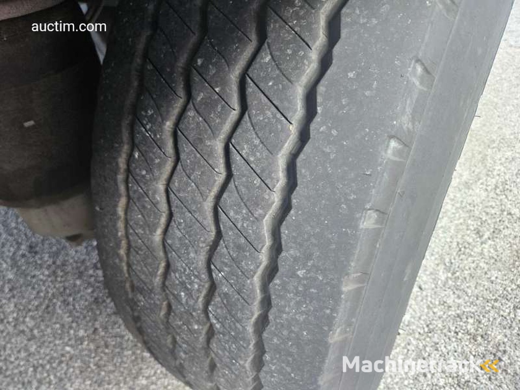 KÄSSBOHRER MAXIMA 2023 Closed semi-trailer