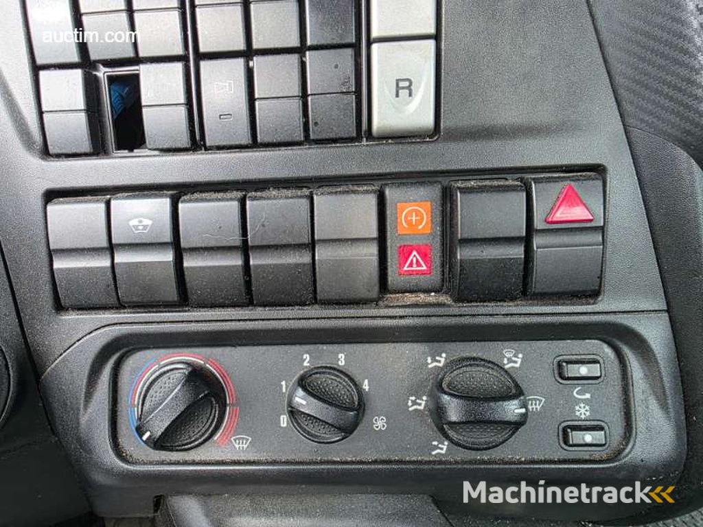 Iveco Stralis 420 Standard tractor 2014