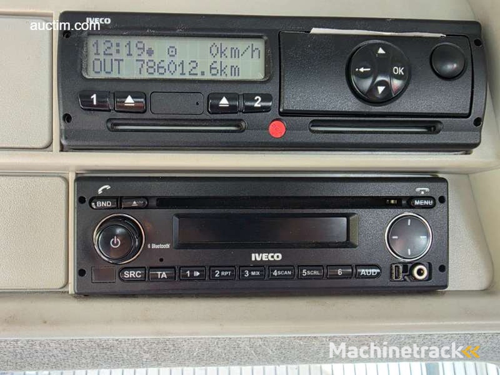 Iveco Stralis 420 Standard tractor 2014