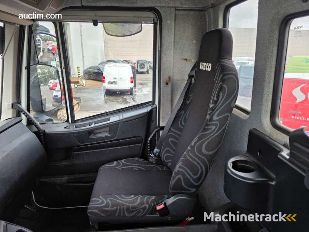 Iveco Stralis 420 Standard tractor 2014