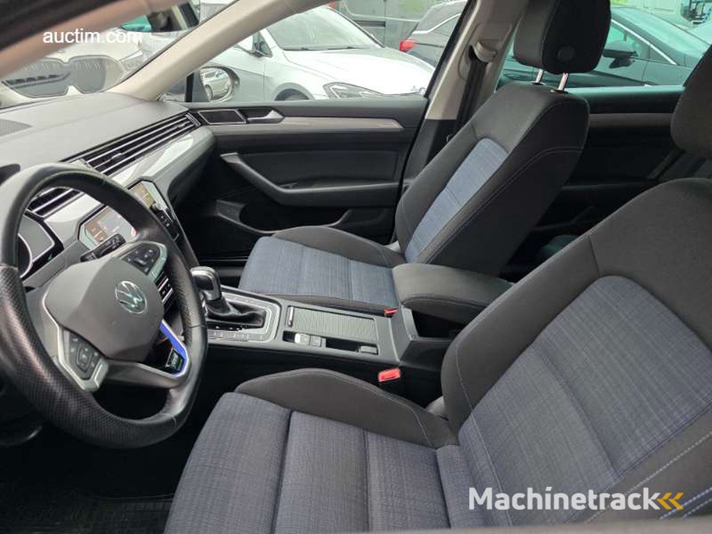 Volkwagen Passat Variant GTE 2020