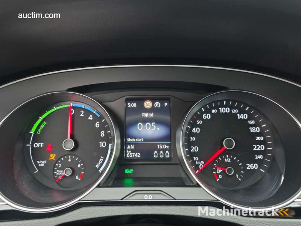 Volkwagen Passat Variant GTE 2020