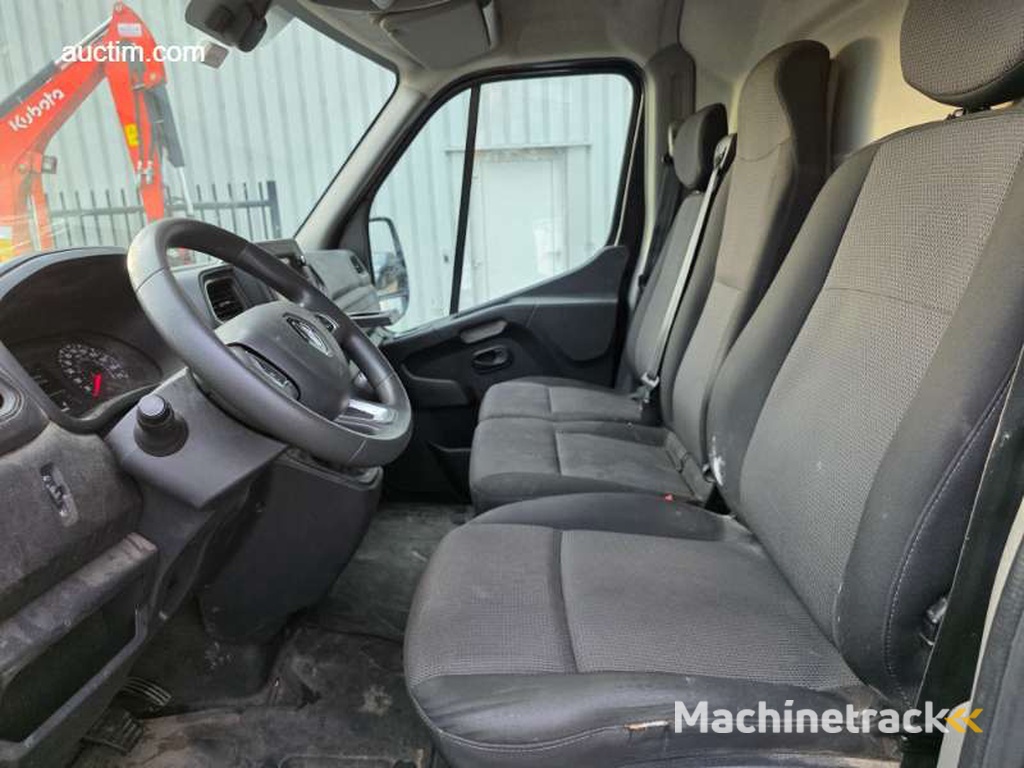Renault Master Grand Confort FWD L2H2dCi 2023...