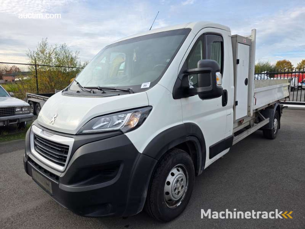 Peugeot  Boxer 2020 bestelwagen met open laadbak