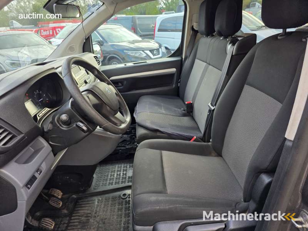 Peugeot Expert 2019 bestelwagen met dubbele...