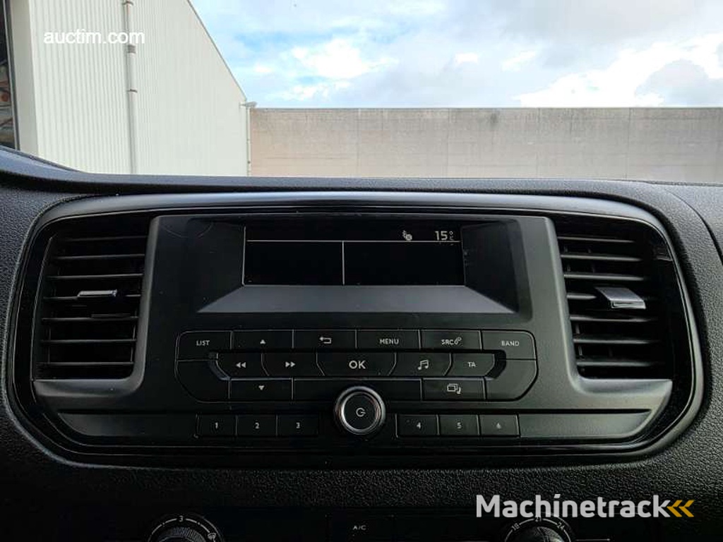 Peugeot Expert 2019 bestelwagen met dubbele...