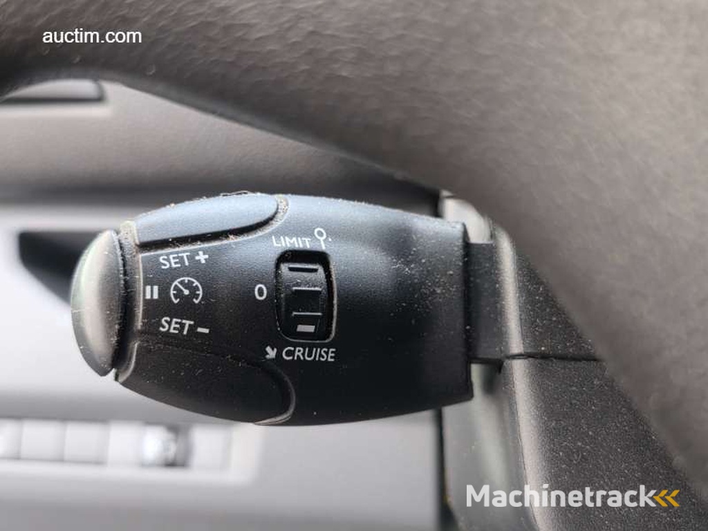 Peugeot Expert 2019 bestelwagen met dubbele...