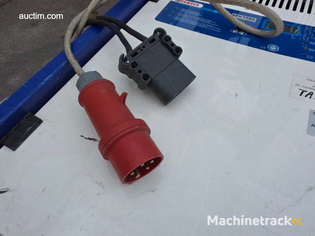 Crown ESR 4500Series Elektrische reachtruck Niet..