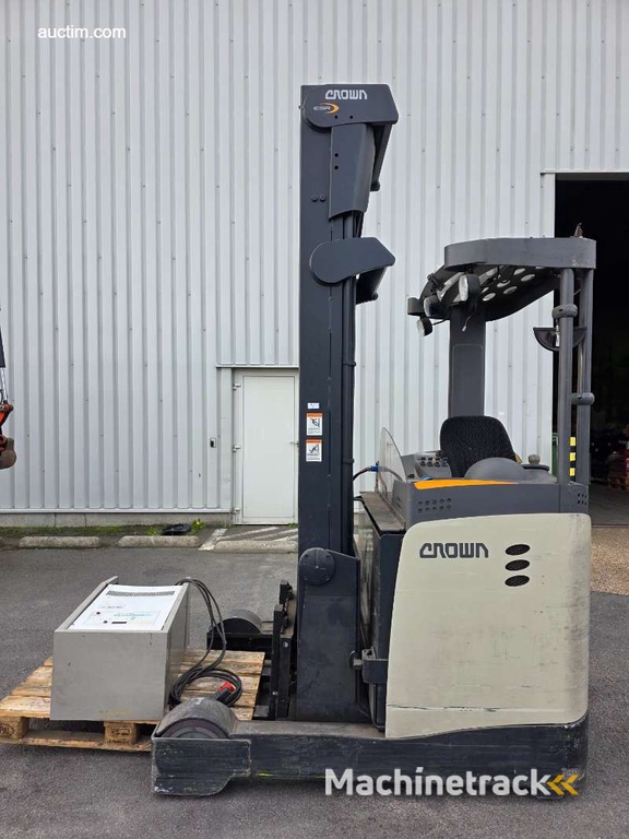 Crown ESR S2000Series Elektrische reachtruck Niet.