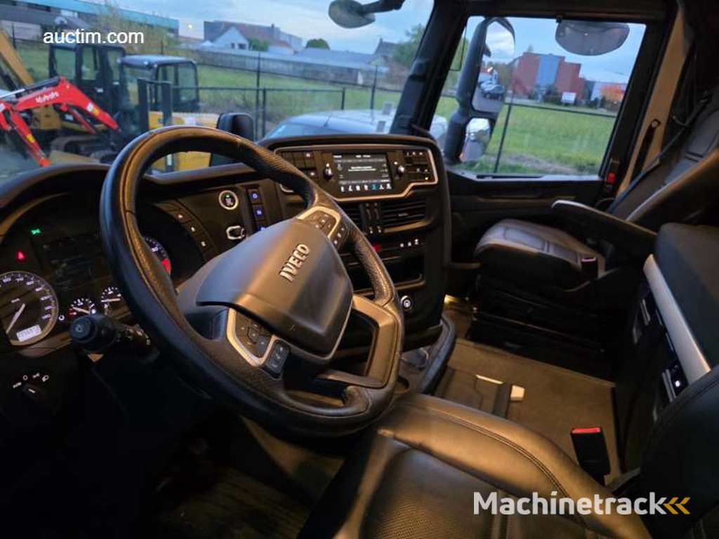 Iveco S-Way AS440ST/FP Standard tractor 2023