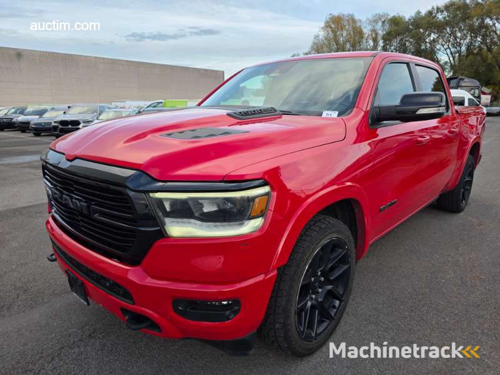 Dodge  RAM 1500 Laramie Crew Cab Night Edition...